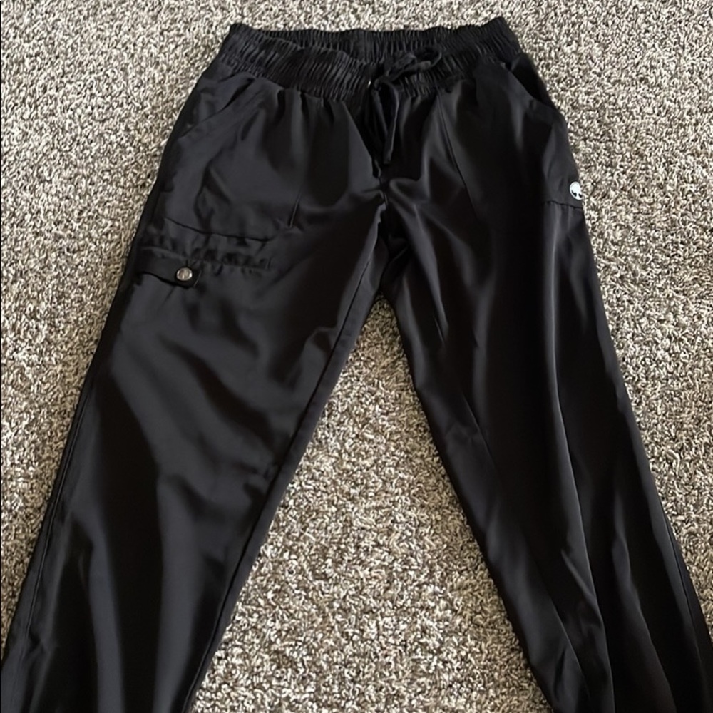 Cherokee infinity black scrub pants